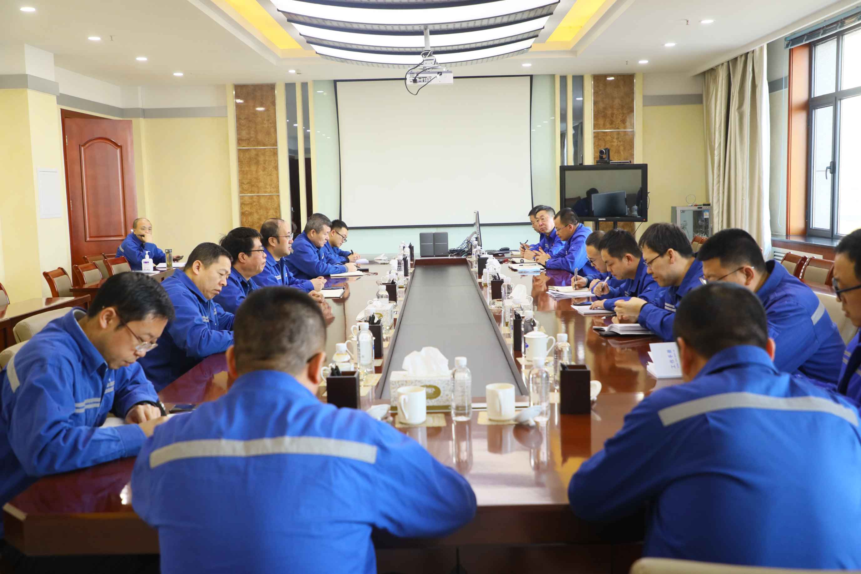 ����˰ ѹ���汾.JPG