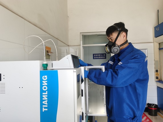 1681261171976581.jpeg 90后陈奕锟222.jpg