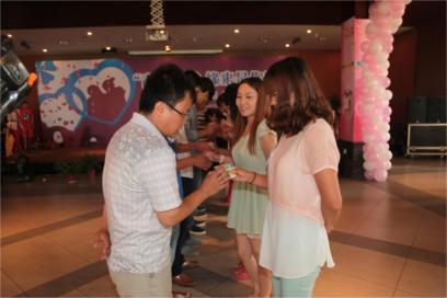 ��Ů���껥����Ϸ