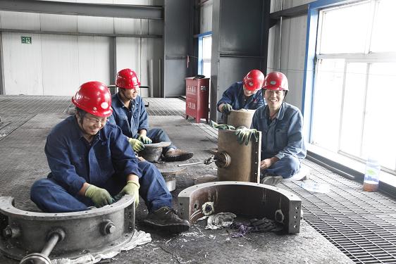 ����ѹ�����ļ�����һ�ϸ���ַ��صĹ����������������������޳��乤����Ա�����⳵�伧��ԣ�����������豸�������������������