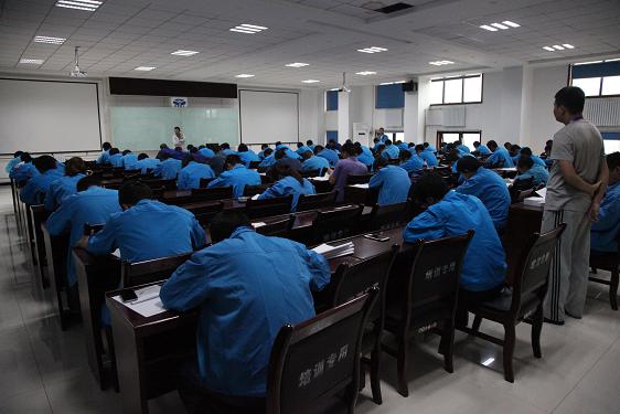 HJC�ƽ�ǡ�����(�й���)Ψһ�ٷ���վ